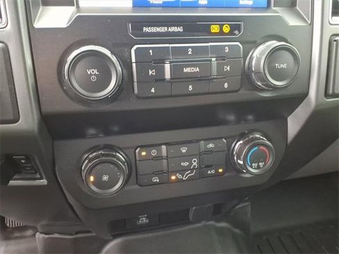 Used 2021 Ford F250 XLT w/ XLT Value Package image 22