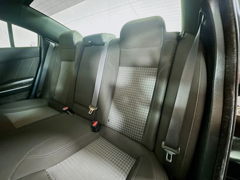 Used 2023 Dodge Charger SXT RWD image 23