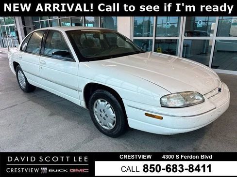Used 2001 Chevrolet Lumina w/ Preferred Equipment Group FWD image 1