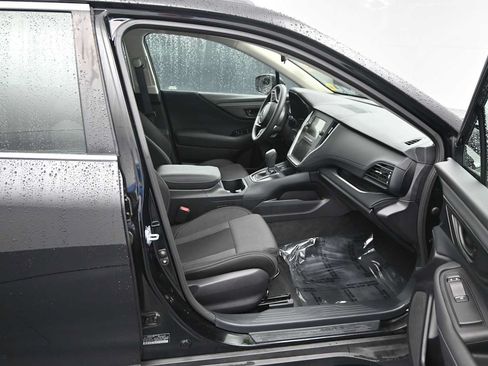 Used 2024 Subaru Outback AWD/4WD image 21