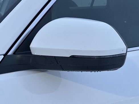 Used 2021 Volkswagen Atlas Cross Sport SEL image 12