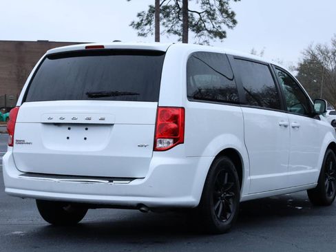 Used 2020 Dodge Grand Caravan GT image 4