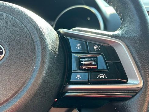 Used 2018 Subaru Outback 3.6R Touring image 40