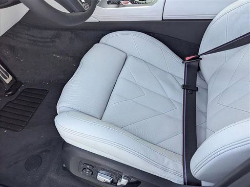 New 2026 BMW XM Label Red w/ M Driver's Package image 4