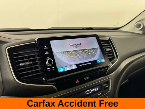 Used 2025 Honda Ridgeline Sport image 3