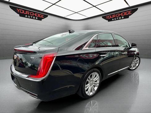 Used 2019 Cadillac XTS Luxury image 5