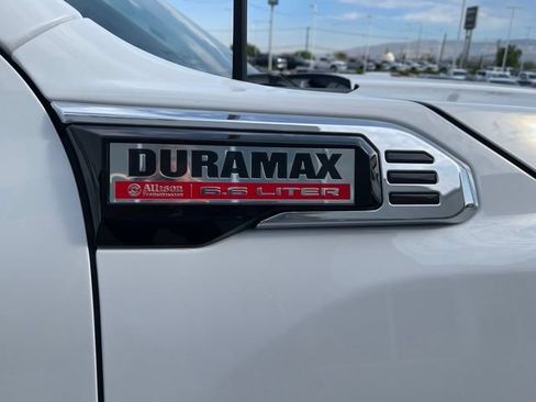 Used 2025 GMC Sierra 3500 Pro AWD/4WD image 19