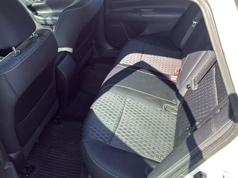 Used 2017 Nissan Altima 2.5 S w/ Power Driver Seat Package FWD image 3