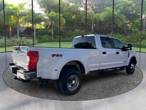 Used 2022 Ford F350 XL w/ STX Appearance Package AWD/4WD image 5