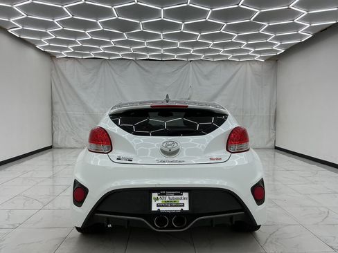Used 2016 Hyundai Veloster Turbo FWD image 10