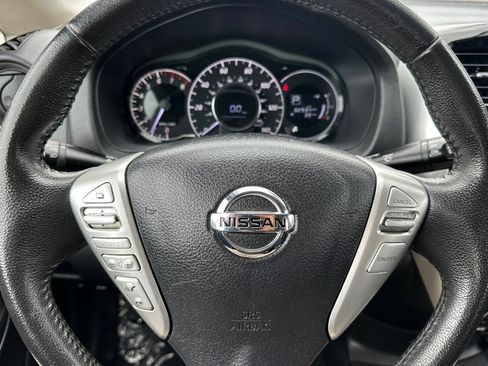 Used 2018 Nissan Versa Note SV FWD image 27