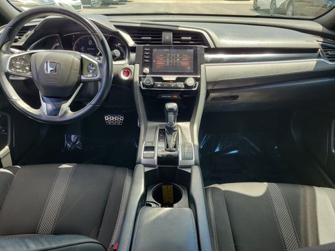 Used 2019 Honda Civic Sport image 9