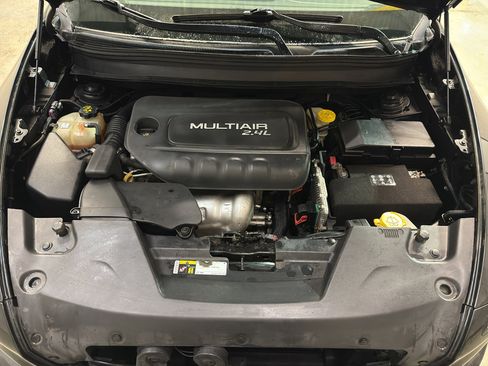 Used 2015 Jeep Cherokee Limited image 33