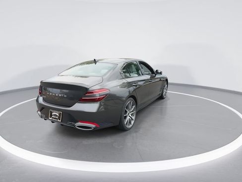 Used 2025 Genesis G70 2.5T RWD image 7