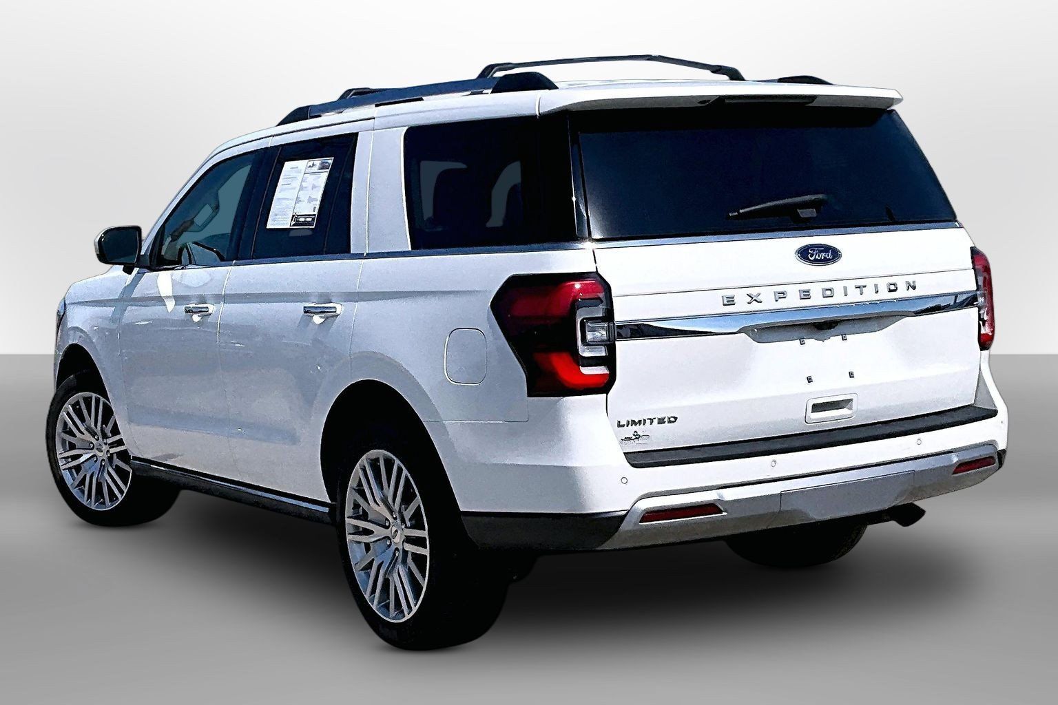 Used 2024 Ford Expedition Limited AWD/4WD image 10