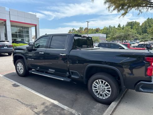 Used 2020 Chevrolet Silverado 2500 High Country AWD/4WD image 6