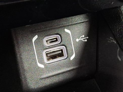 Used 2022 Jeep Compass Latitude image 24