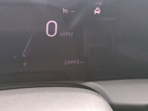 Used 2025 Buick Encore GX Preferred FWD image 2