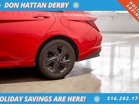 Used 2023 Hyundai Elantra SEL image 33