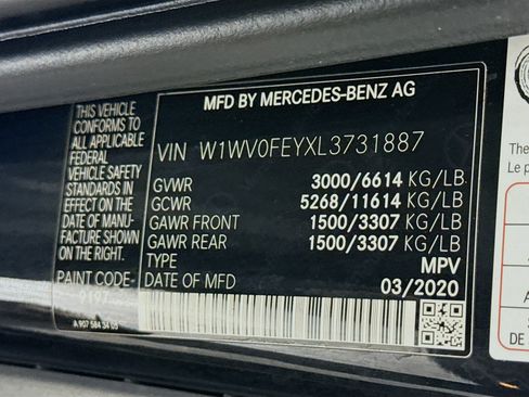 Used 2020 Mercedes-Benz Metris Passenger w/ Premium Safety Package image 37