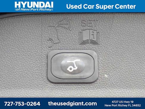Used 2016 Ford Escape Titanium w/ Equipment Group 301A AWD/4WD image 13