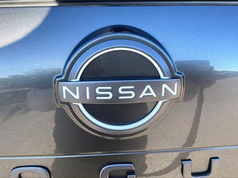 New 2026 Nissan Rogue Platinum w/ Platinum Premium Package image 8