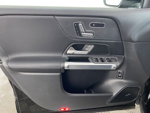 New 2026 Mercedes-Benz GLB 250 4MATIC image 12
