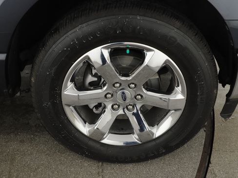 Used 2021 Ford F150 Lariat RWD image 6