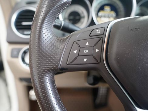 Used 2012 Mercedes-Benz C 300 4MATIC Sedan image 13