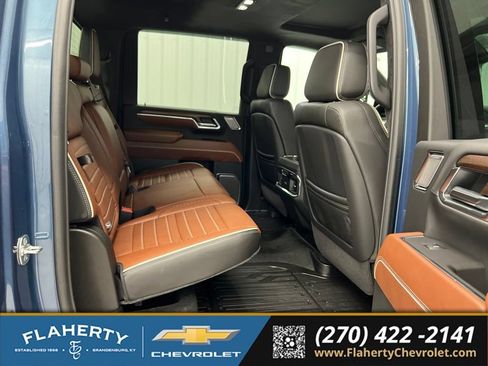 Used 2025 GMC Sierra 2500 Denali Ultimate AWD/4WD image 13