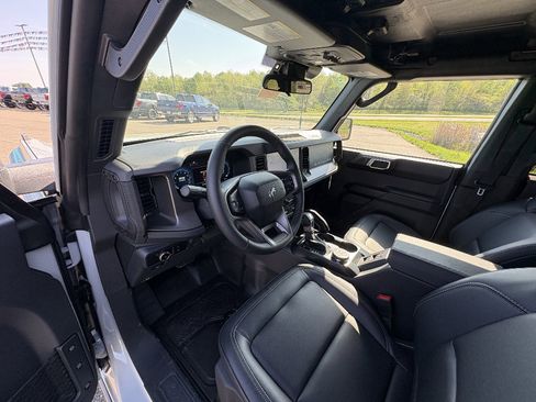 New 2026 Ford Bronco Badlands AWD/4WD image 30
