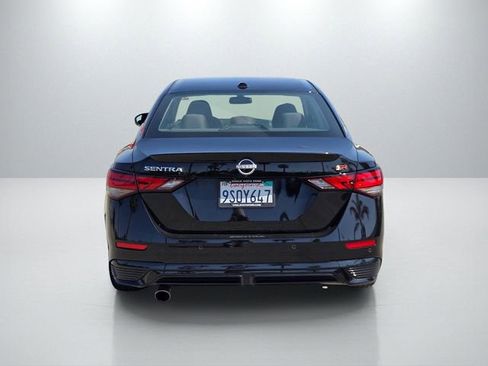 Used 2025 Nissan Sentra SR FWD image 5