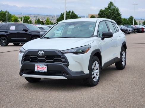 New 2026 Toyota Corolla Cross L AWD/4WD image 4