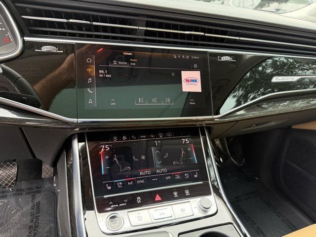 Used 2023 Audi Q7 3.0T Prestige AWD/4WD image 17