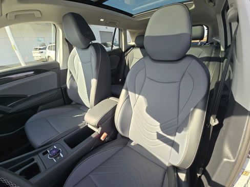 New 2026 Volkswagen Tiguan SE AWD/4WD image 26