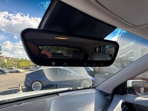 Used 2019 Hyundai Kona Limited FWD image 36