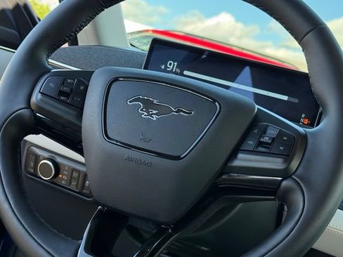 Used 2025 Ford Mustang Mach-E Premium AWD/4WD image 9