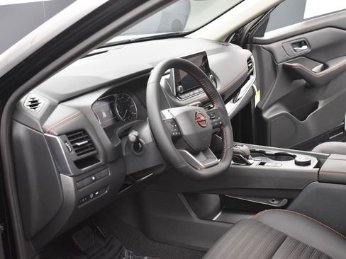 New 2026 Nissan Rogue Rock Creek image 7