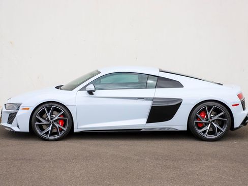 Used 2023 Audi R8 V10 performance RWD image 18