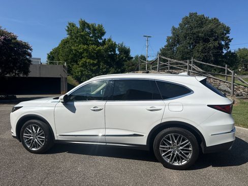 Used 2022 Acura MDX SH-AWD w/ Advance Package image 8