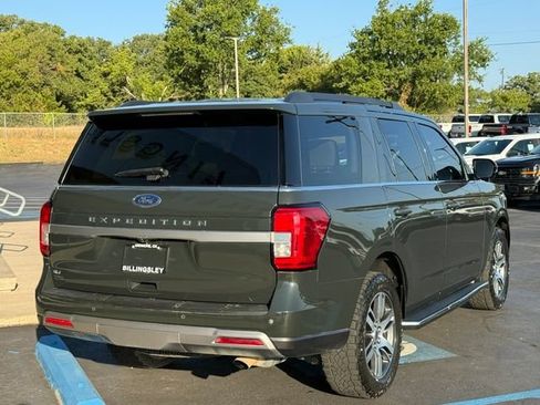 Certified 2022 Ford Expedition XLT RWD image 3