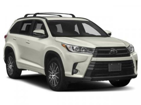 Used 2019 Toyota Highlander XLE AWD/4WD image 6