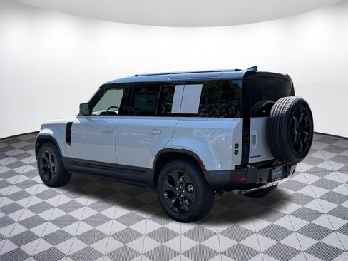 New 2026 Land Rover Defender 110 S AWD/4WD image 3