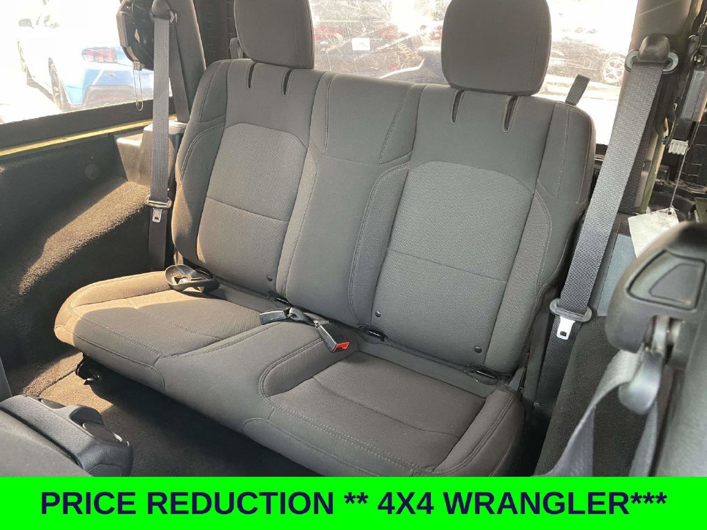 Used 2022 Jeep Wrangler Sport AWD/4WD image 12