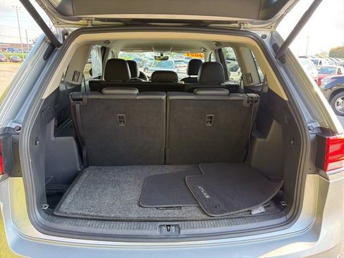 Used 2021 Volkswagen Atlas SE image 31