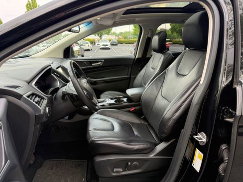 Used 2016 Ford Edge Titanium w/ Equipment Group 301A AWD/4WD image 11