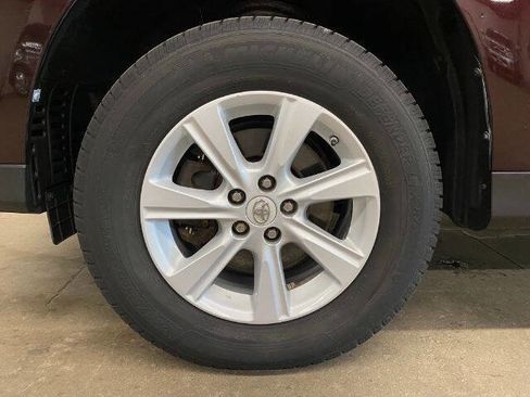 Used 2012 Toyota Highlander FWD w/ Tech Pkg image 27