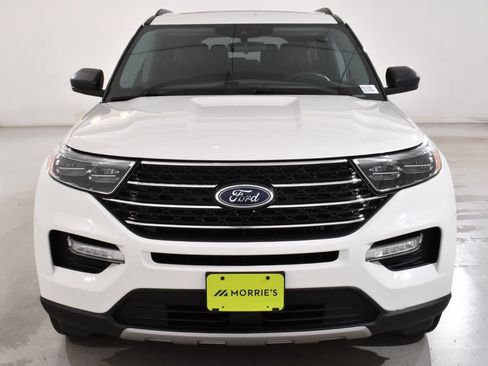 Used 2023 Ford Explorer XLT w/ Equipment Group 202A AWD/4WD image 3