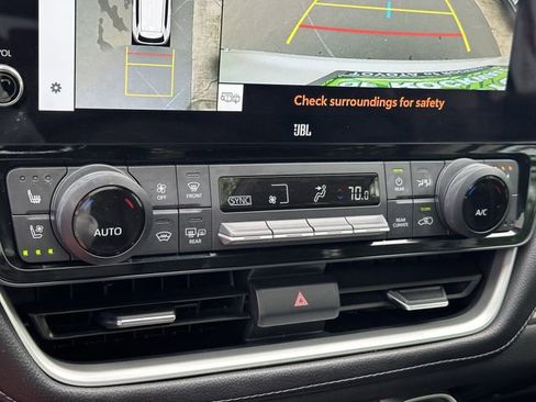 Used 2024 Toyota Grand Highlander AWD image 19