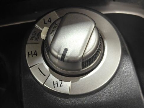 Used 2018 Toyota 4Runner SR5 image 10